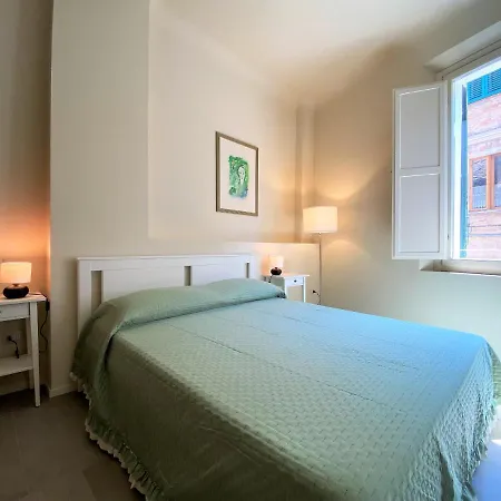 Tra Le Mura-central In Apartamento